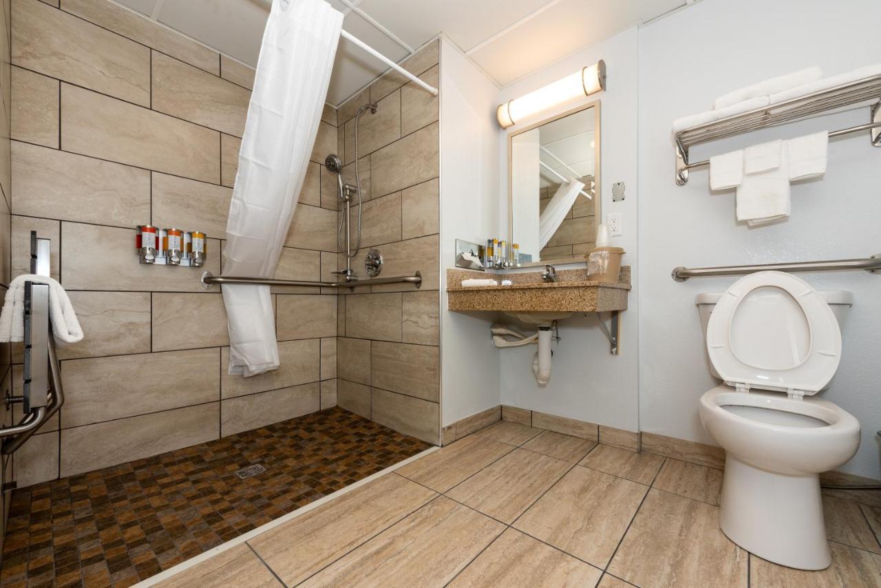 Hotel Pommier Indianola Kültér fotó